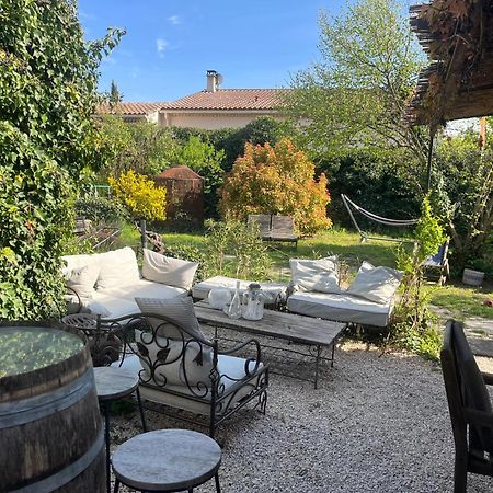 Chambres Et Table D'Hotes Au Brabo Mormoiron Luaran gambar