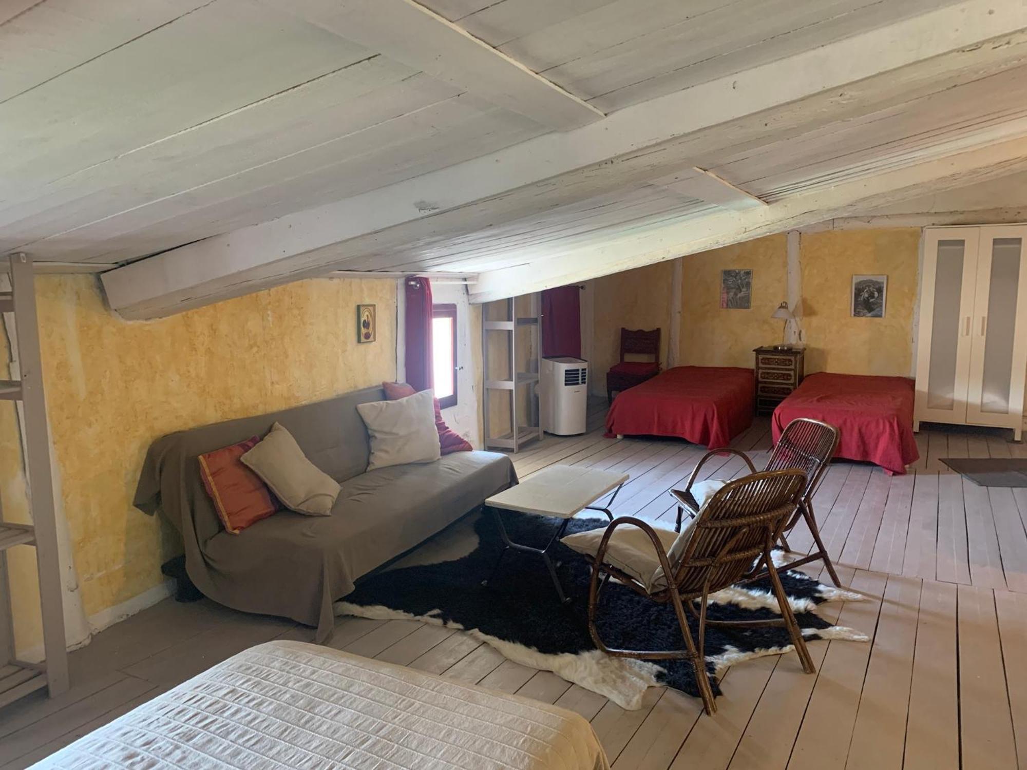 Chambres Et Table D'Hotes Au Brabo Mormoiron Luaran gambar