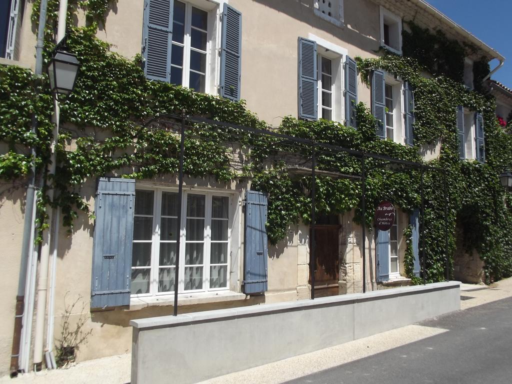 Chambres Et Table D'Hotes Au Brabo Mormoiron Luaran gambar