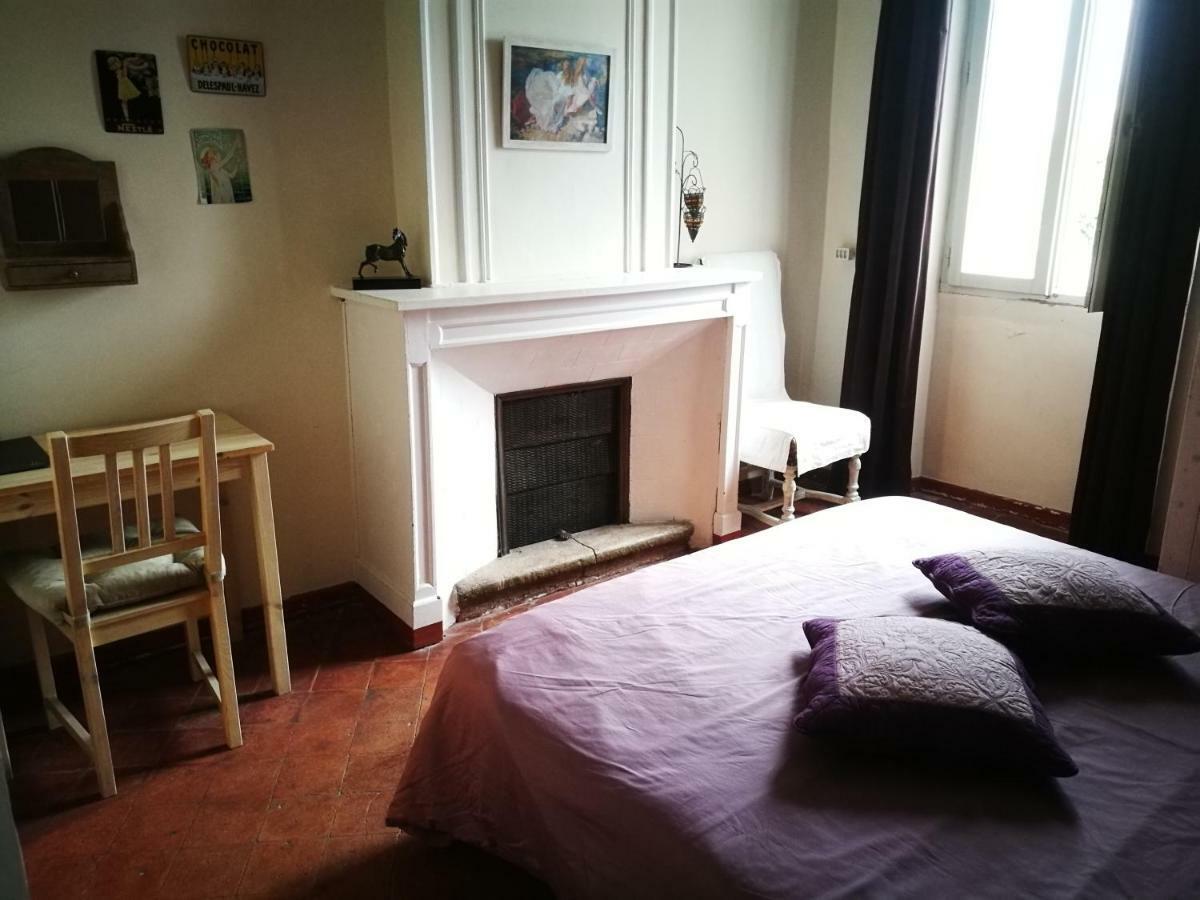 Chambres Et Table D'Hotes Au Brabo Mormoiron Bilik gambar